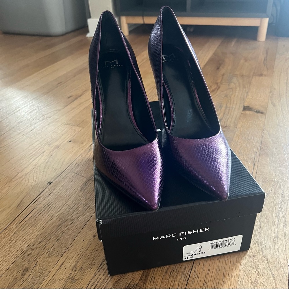 Marc Fisher LTD Women's Sassie 4 Pointed Toe High Heel Pumps